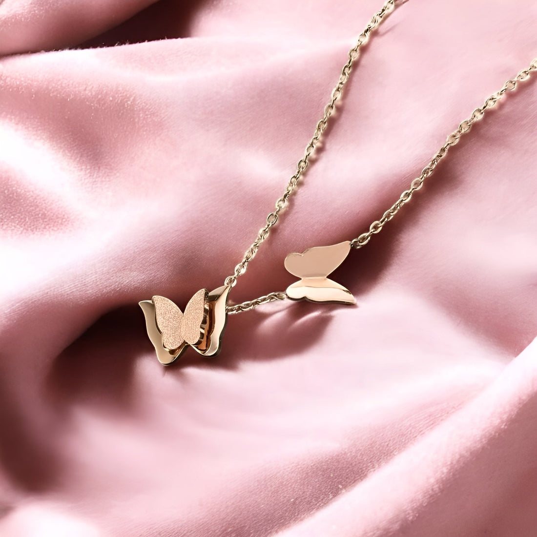 Elegant Butterfly Pendant Necklace – Gold-Plated 3D Design