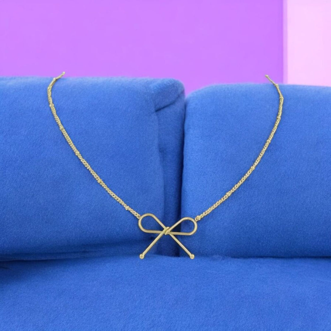 Minimalist Bow Knot Necklace – Elegant Gold-Plated Pendant